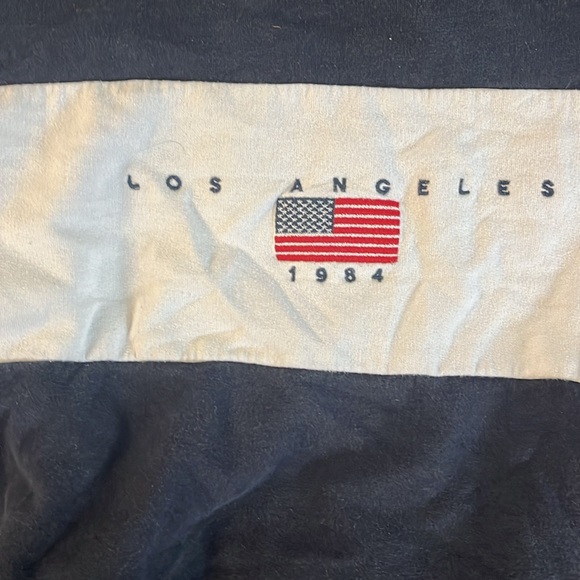 John Gault teen sweatshirt no size but looks like a medium - Picture 2 of 3